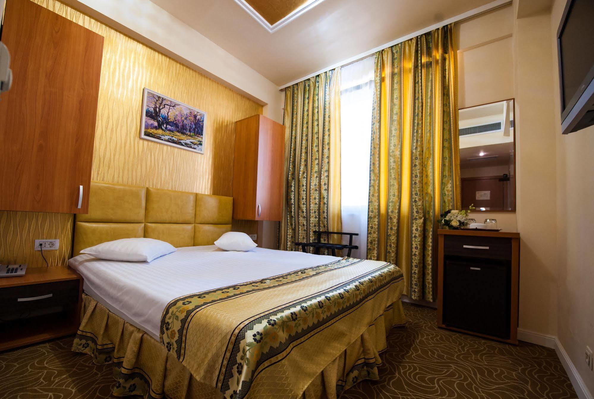 Best Western Hotel Lev Or I Βουκουρέστι Εξωτερικό φωτογραφία