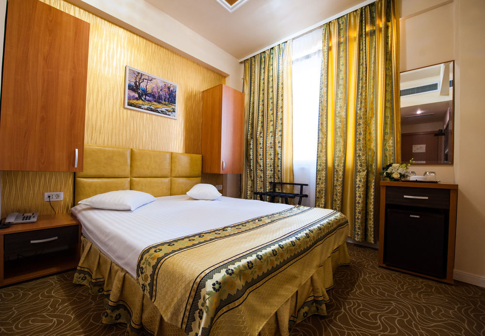 Best Western Hotel Lev Or I Βουκουρέστι Εξωτερικό φωτογραφία
