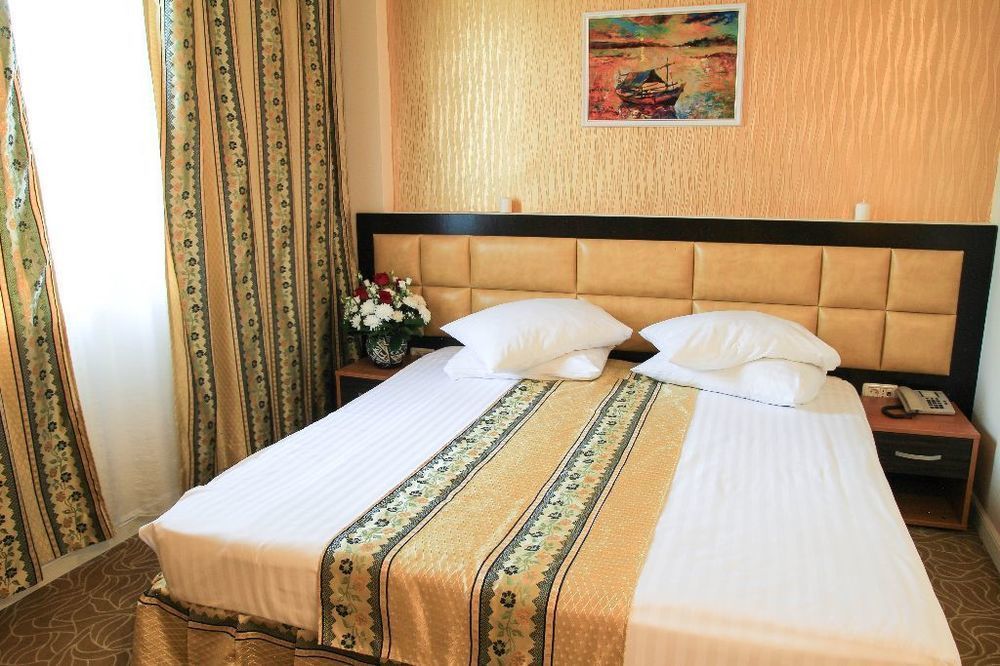 Best Western Hotel Lev Or I Βουκουρέστι Εξωτερικό φωτογραφία