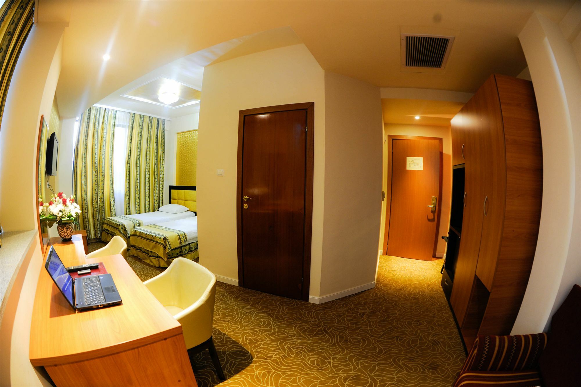 Best Western Hotel Lev Or I Βουκουρέστι Εξωτερικό φωτογραφία